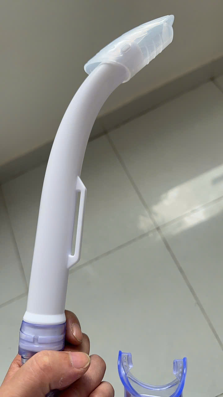 THỔI ỐNG NHỰA PP MÀU KEM SỮA( ỐNG THỞ BƠI LẶN)