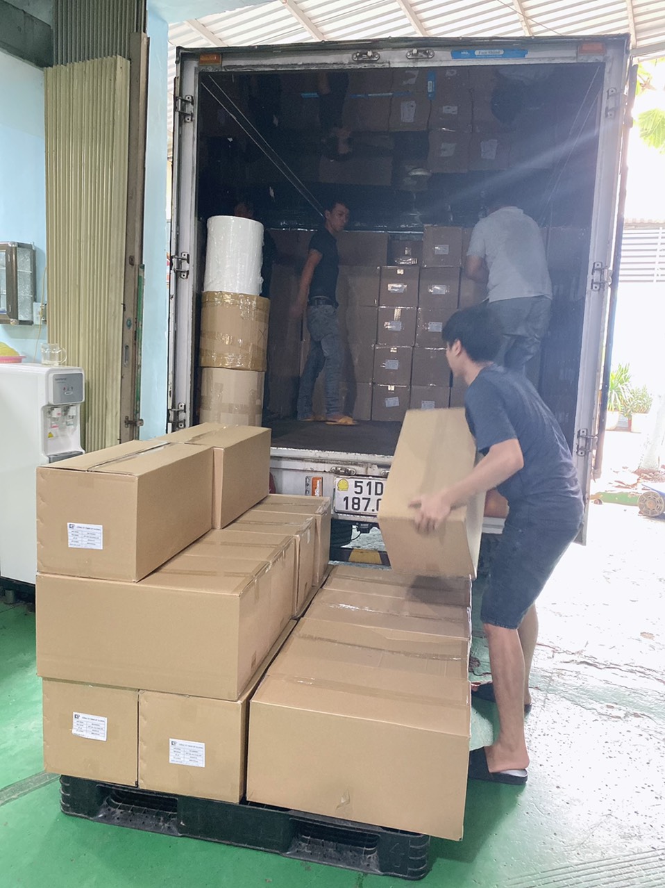 CÔNG TY TNHH KP GLOBAL
